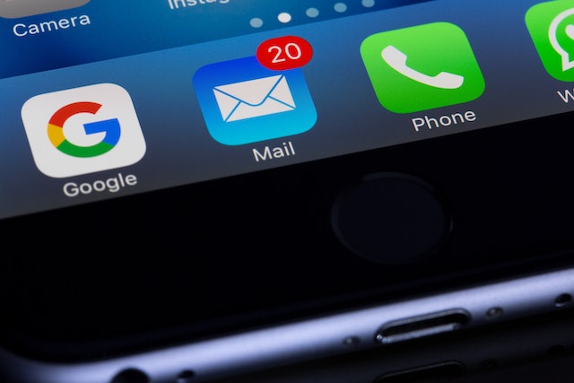 e-mail